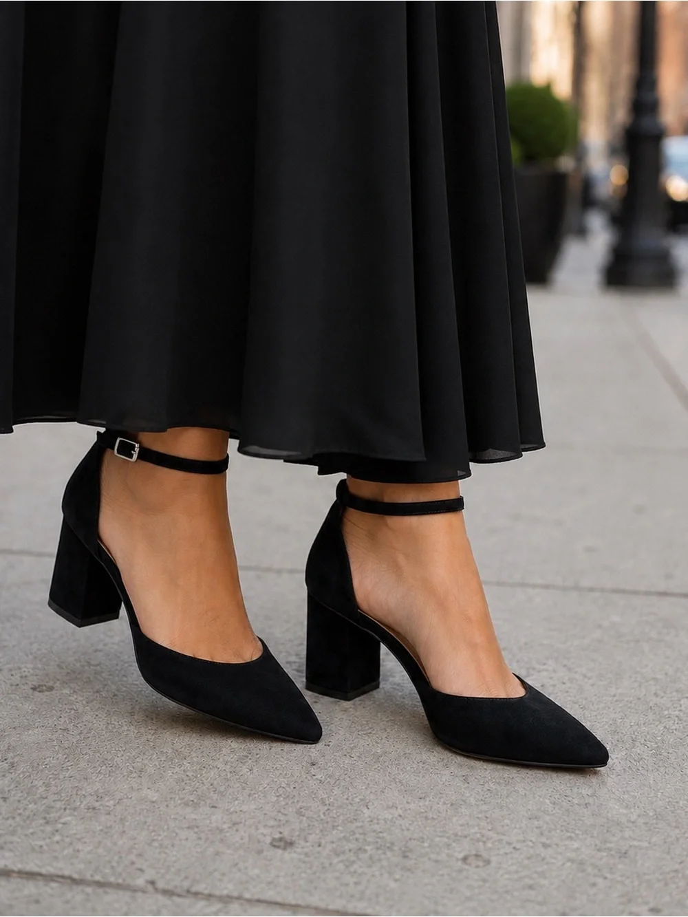 ANTONIO MELANI Women's Black Suede Ankle Strap Chunky Heels 10